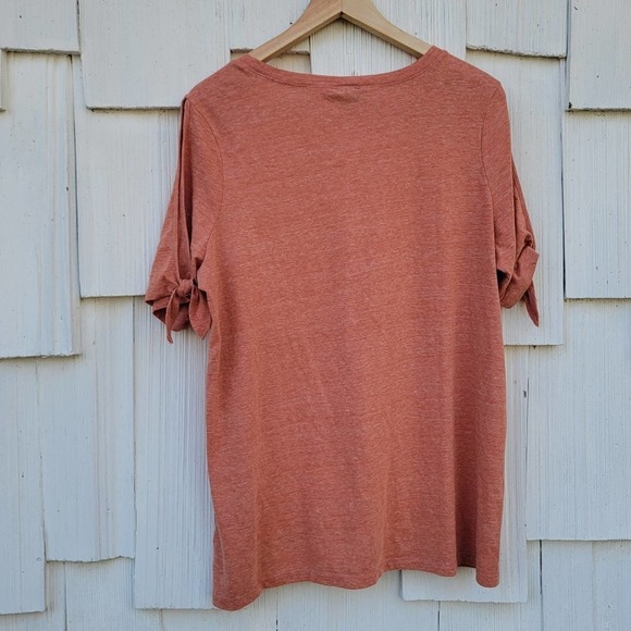 Torrid Classic Fit Cold‎ Shoulder Eye Art Auburn T Shirt NWT - Picture 5 of 9